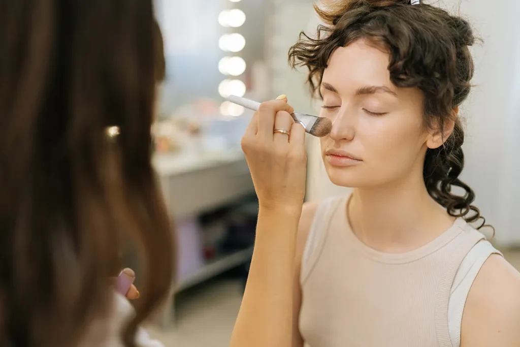 make up artist
